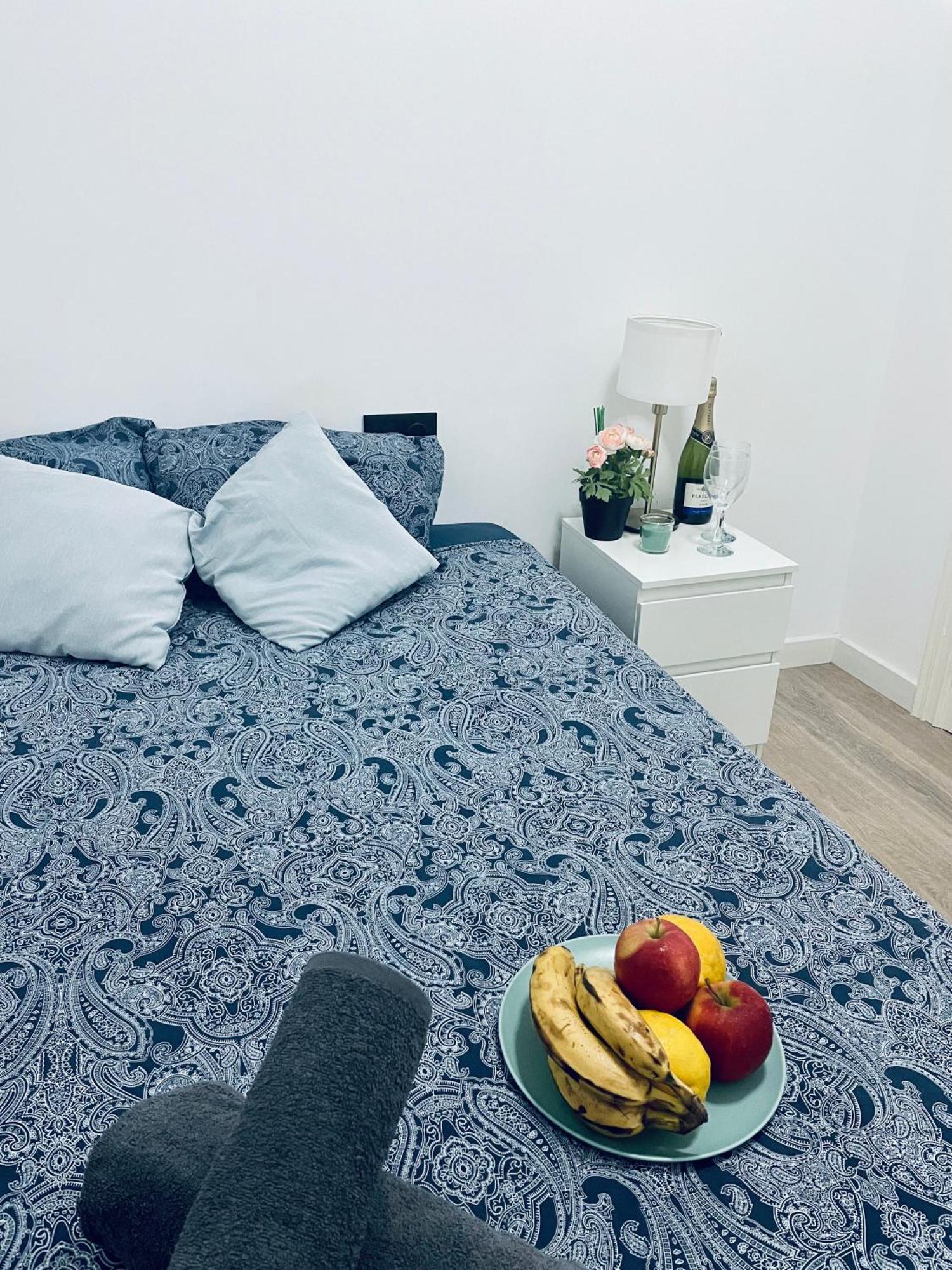 Ronda Sant Pere 5 Bed & Breakfast