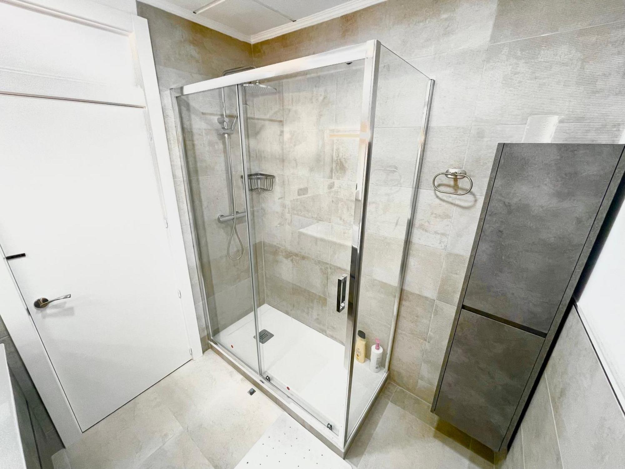 Ronda Sant Pere 5 Bed & Breakfast