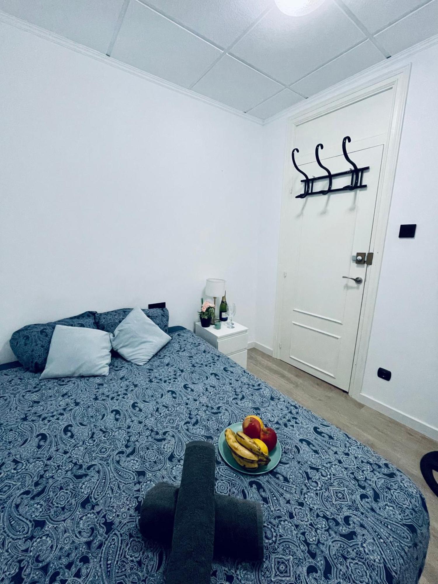 Ronda Sant Pere 5 Bed & Breakfast